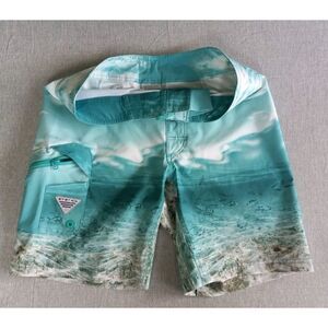 Columbia PFG Men's 32‎ Cargo Zip Pockets Nylon Drawstrings Sea Beach Surf Short